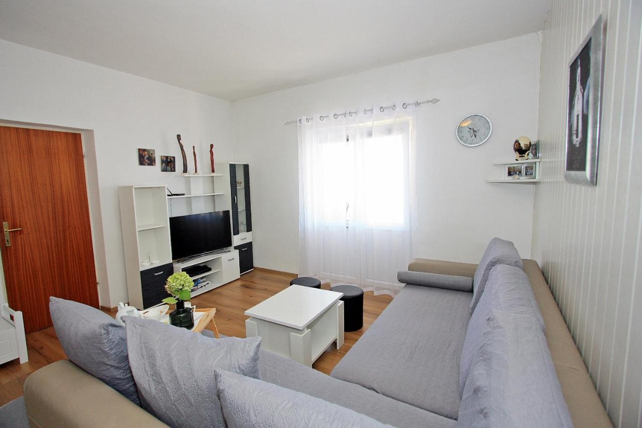 Apartments Jaksic - Zile Supetar Exterior photo
